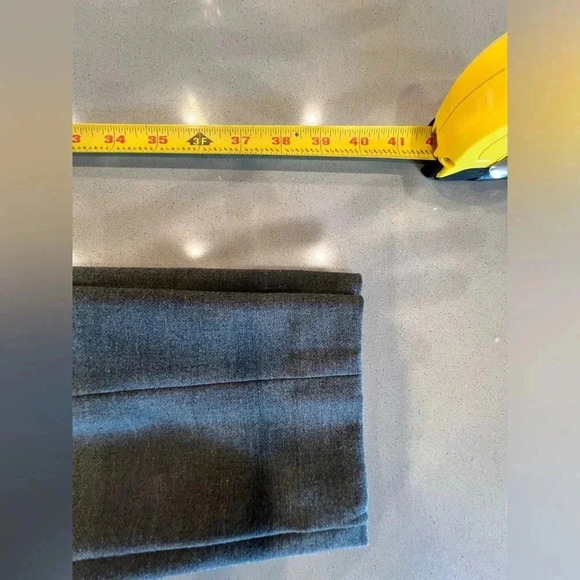 Express Black Skinny Pants Like New - Picture 4 of 10